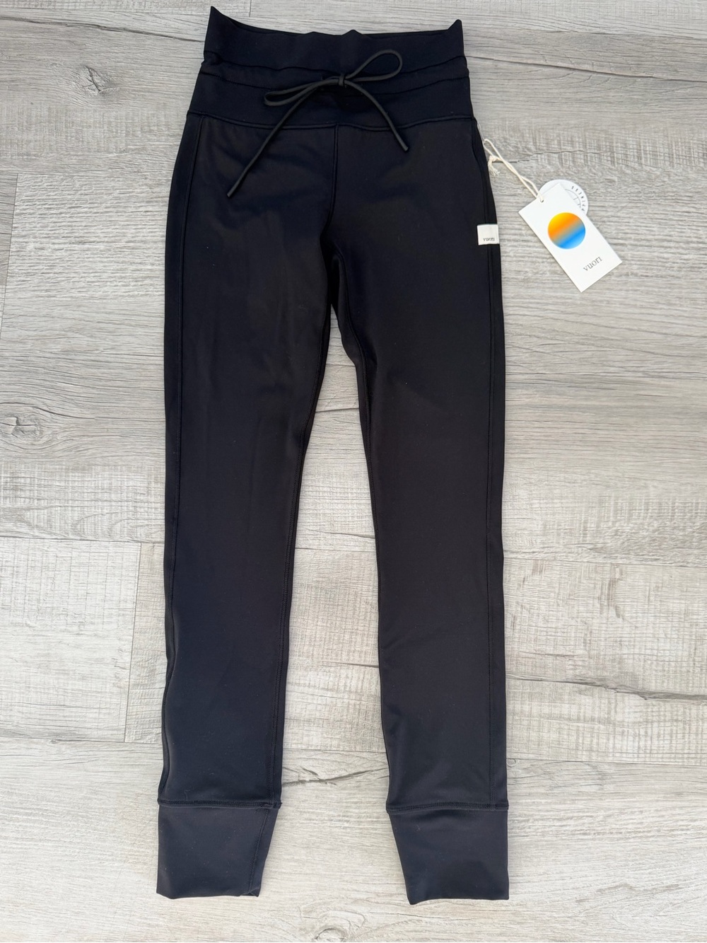 Vuori Daily Form Leggings NWT